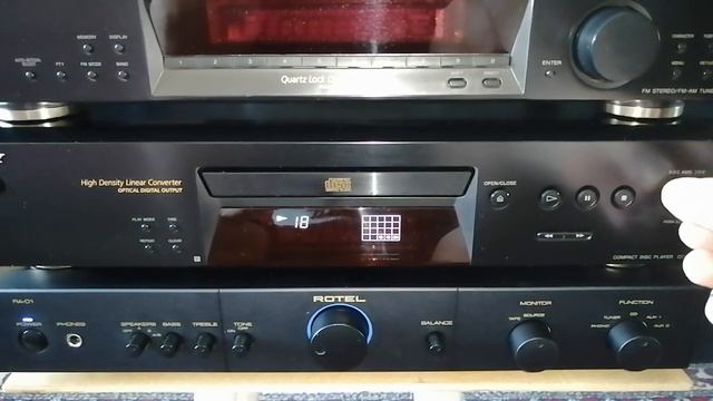 Sony CDP-XE370 Видео работы к моему объявлению на сайте Авито.