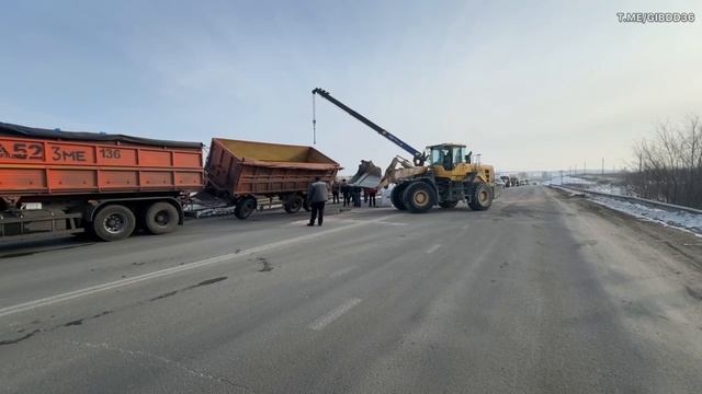 Автоинспекторы Россошанского района оказали помощь водителю, оказавшемуся в сложной ситуации