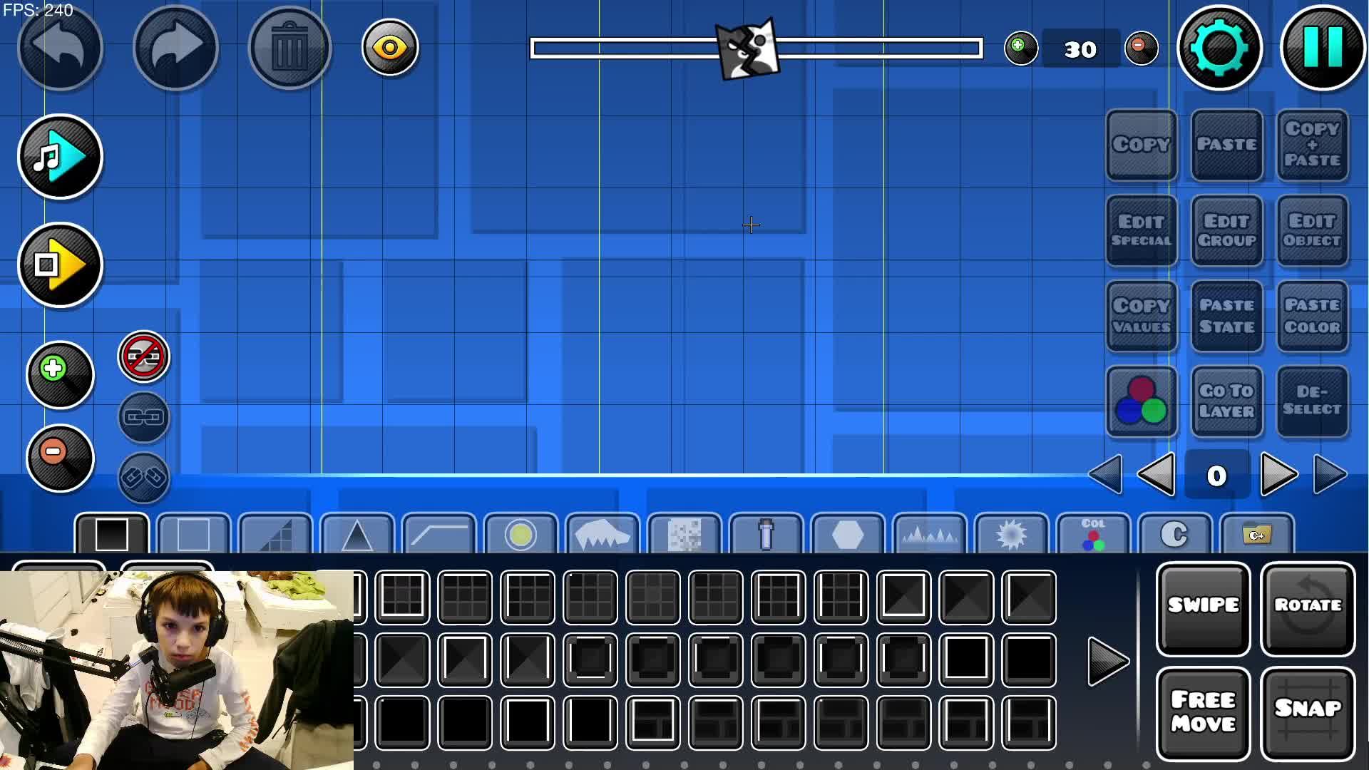 играем в geometry dash