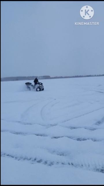 цф мото х8 Дрифты на льду.