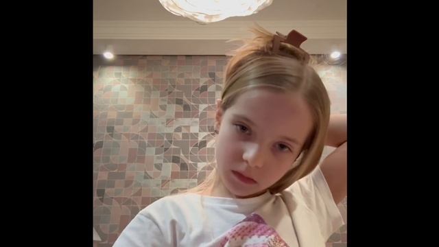 Как убрать волосы за уши и сохранить идеальную прическу? Лайфхаки и секреты!