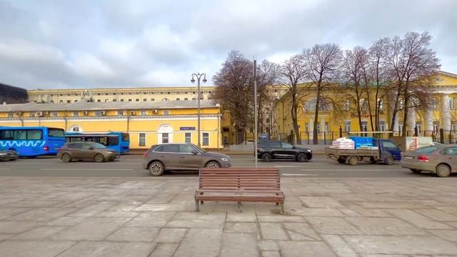 Поездка от Котельнической набережной до Замоскворецкой набережной