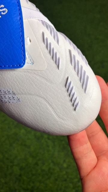 Бутсы Adidas Predator Beckham