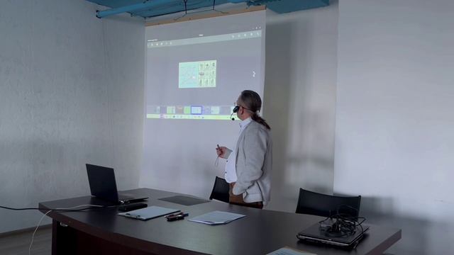 Валерий Кондратов. Доклад на тему: «Работа тонких энергий в кабинах Райха"