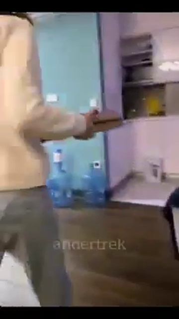 А...ПИЦЦУ ЦУДА?😂🍕😋