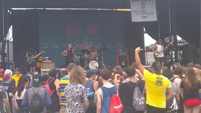 Dayseeker - Abandon (Vans Warped Tour 2018 Nashville, TN)