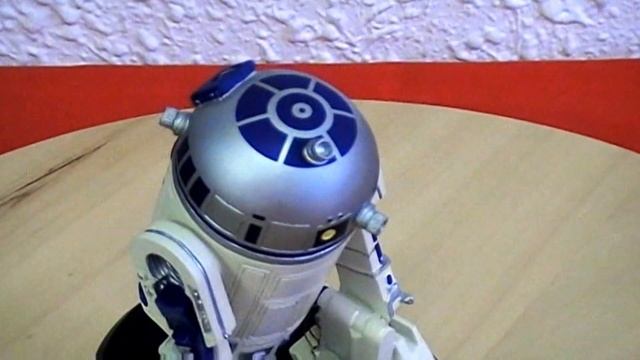 Estatua droide R2D2 11 cm. Star Wars. Elite Collection. Attakus