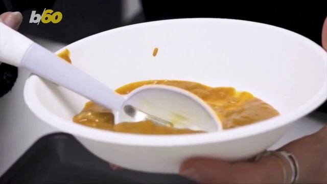 Японцы придумали «умные» ложки, которые меняют вкус еды.