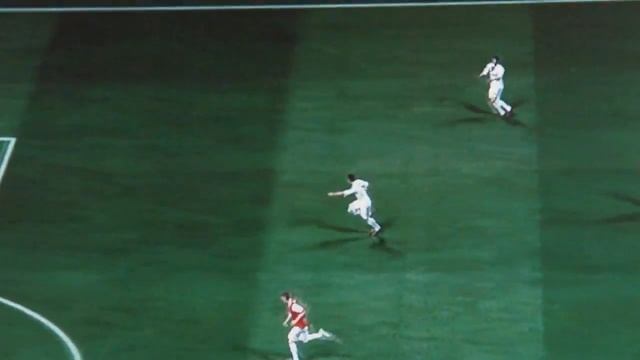 Fifa 11 - Best Goal - Amauri vs Ozil - Vote For Your Favourite