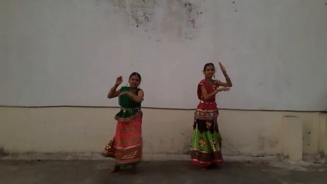 Ghoomar Dance by Little girls