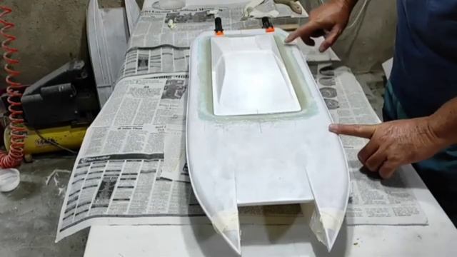 Tutorial mencetak body dan memasang eletrik RC catamaran (part 3) selesai