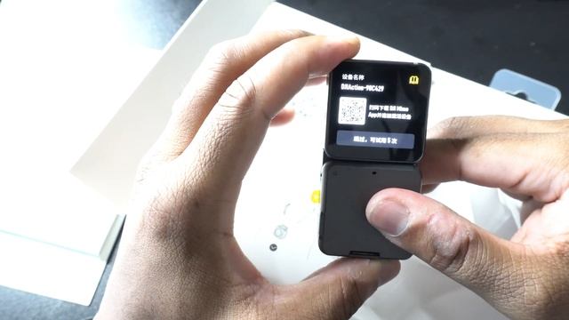 DJI Action 2 Dual-Screen Combo UnBoxing/What's in the Box