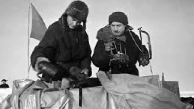87 лет назад - Закончила работу первая в мире дрейфующая научная станция «Северный полюс-1»