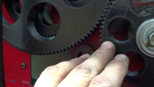 Новые шестерни на гитару токарного станка С8С . Пластиковые . Можно точить любые резьбы.