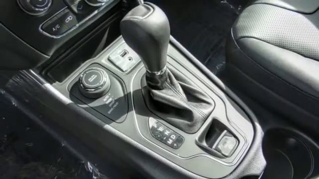 2022 Jeep Cherokee VAN NUYS LOS ANGELES SAN FERNANDO VALENCIA CANOGA PARK JE25507