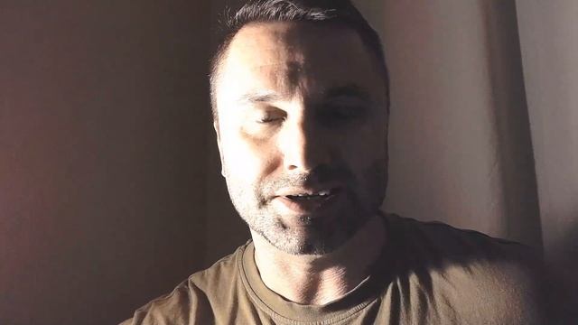 А якою мовою Ви розмовляєте зі своєю дитиною?