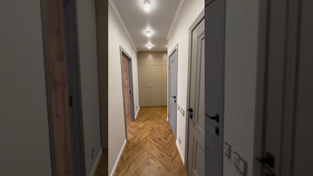 В продаже трехкомнатная квартира с премиум ремонтом площадью 66 м², 10/18 этаж в ЖK «Полет»