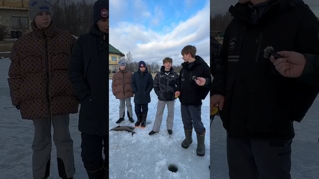 Что думает молодежь о рыбалке? В чём кайФ зимней рыбалки???