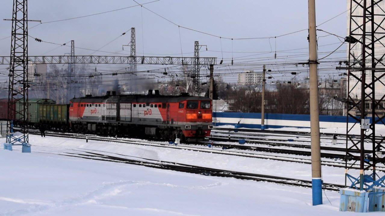 Тепловоз 2ТЭ10М-2809. Отправление. Звук 10Д100.