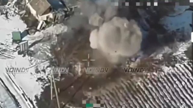Воины-сахалинцы 39 гвардейской бригады 68 АК бьют "изо всех орудий" по врагу, расчищая путь  0