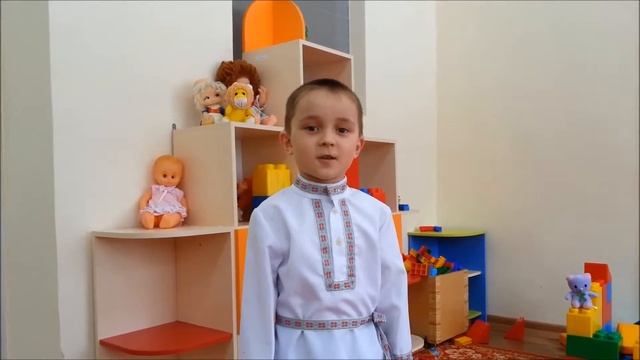 Королев Илья А. Ыхран "Пуçтах ача" сăввине калать