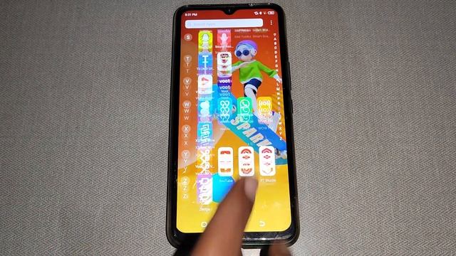 Tecno Spark 8c,how to set screen wallpaper update, Tecno Spark 8c me screen update wallpaper set ka