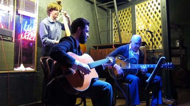 PAVEL RAVVICH TRIO - How High The Moon