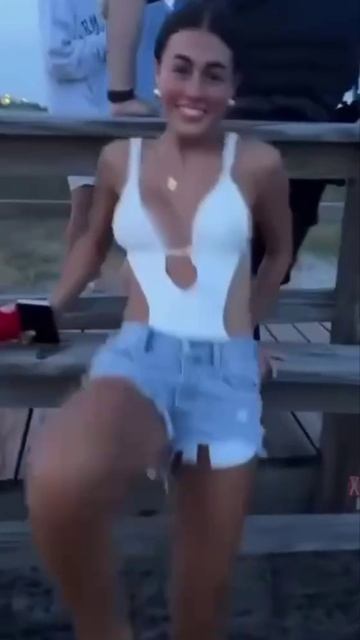 Opps 😂 😂 😂 😂 #funnyshorts #funny #trending #comedy #viralreel #comedyreels #dance