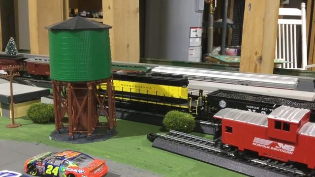 Ho scale 4501 & 630 doubleheader southern steam serves the south