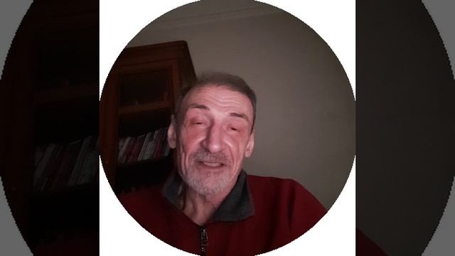 Чтобы высыпаться нужео либо ложиться раньше, либо вставать без будильника.