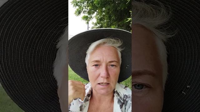 Португалец - ядовитая медуза 1