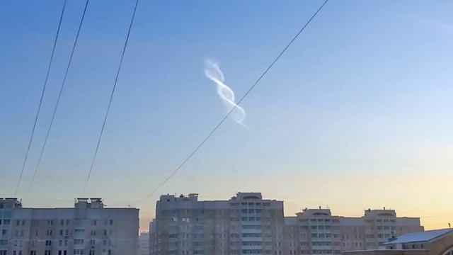 Incredible Helix Spiral Appears Over Moscow 2012 HD