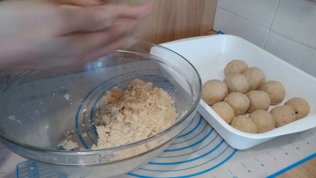 Polpette di cannellini al sugo | Cena Vegetariana