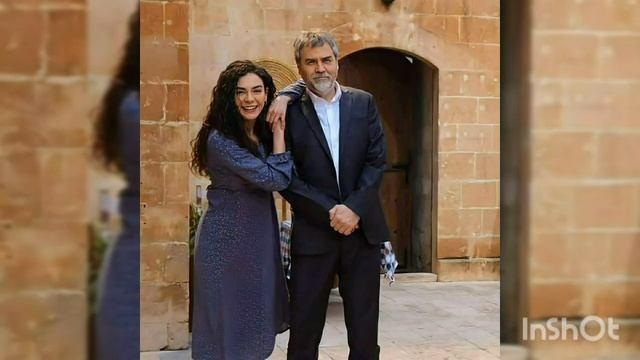 Akin Akinozu🌻 Ebru Sahin -Mira dónde están.