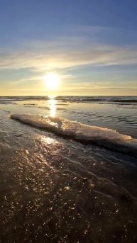 В Крыму ЗАМЕРЗАЕТ МОРЕ!