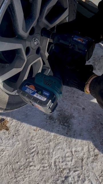 Аккумуляторный Гайковерт SAIJOKYU бесщеточный