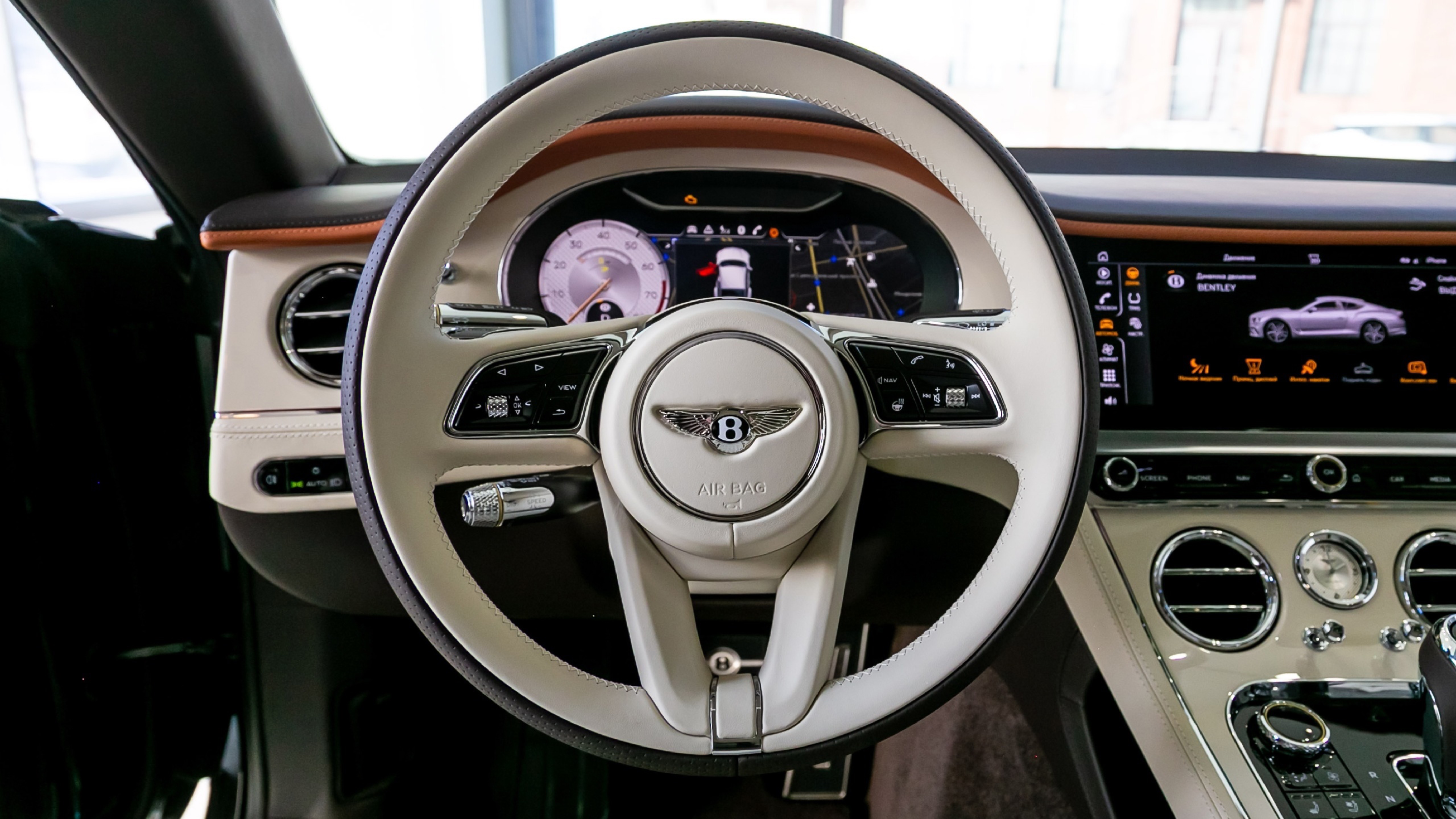 Купить Bentley Continental GT Mulliner Цвет: Onyx