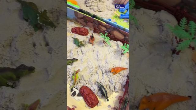 Кинетический песок с песочницами и динозаврами