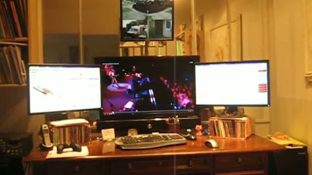 3-screen PC with 300 Watt Sound System