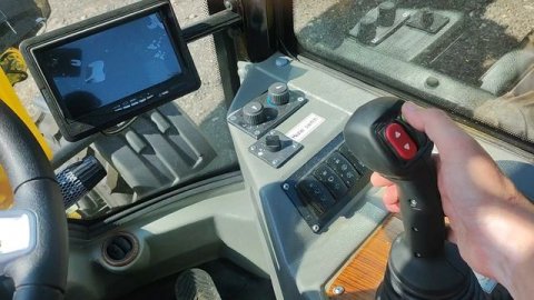 Фронтальный погрузчик ER 416