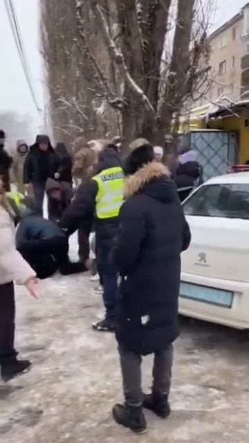«Украинцы не хотят выборов. Иначе пришлось бы отменить военное положение» - Просроченный.
 И вот ЭТО