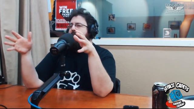 Joey Is A Hipster After All - E082S1