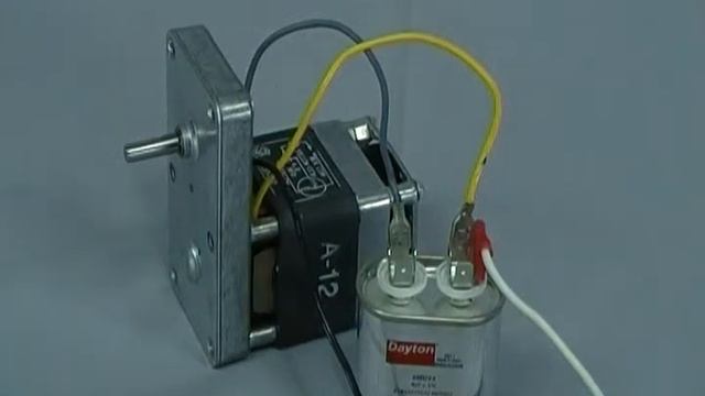 2Z830 - 100 RPM Gear Motor and Capacitor Test Run