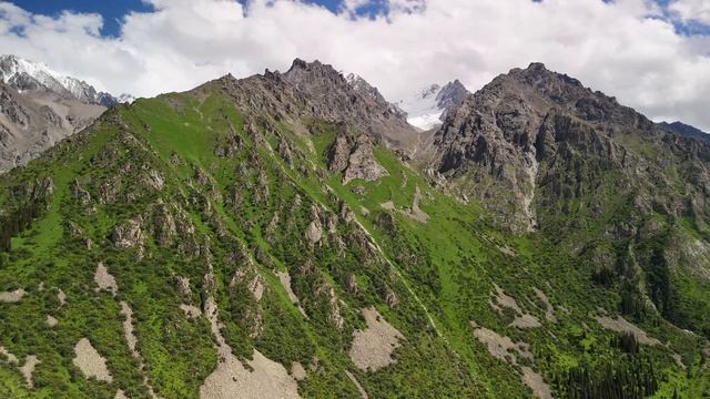 Индивидуальная экскурсия Национальный парк Ала-Арча. Кыргызстан 🇰🇬 
Гид Юрий Антропкин