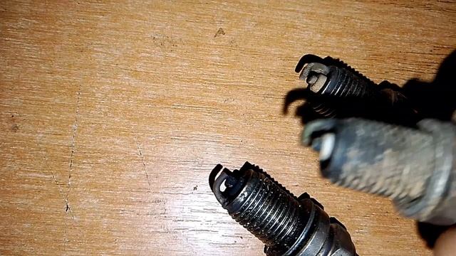 свечи зажигания автомобиля по свету свечи определить состояние двигателя рассказал показал