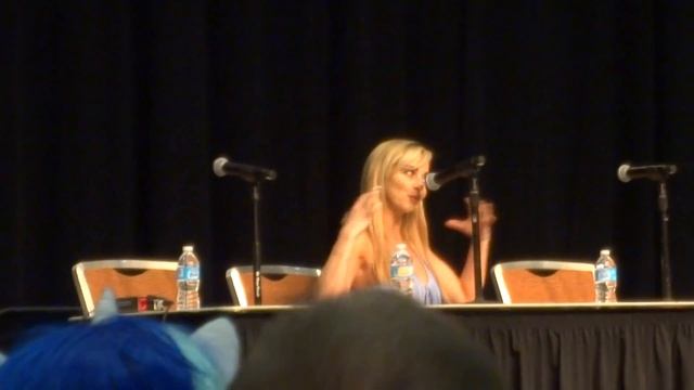 05 Tara Strong and Anna