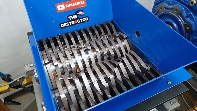 ШЛИФОВАЛЬНАЯ МАШИНА VS ЧУПА-ЧУПС