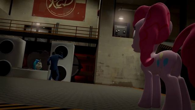 [SFM Ponies Shorts] Poking a Plothole