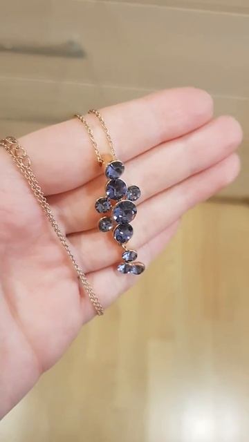 Кулон с фиолетовыми камнями Swarovski (арт.00704)