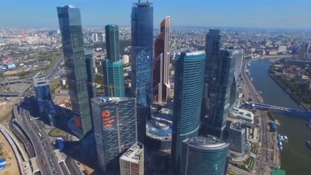 Вид на Москва-сити с дрона